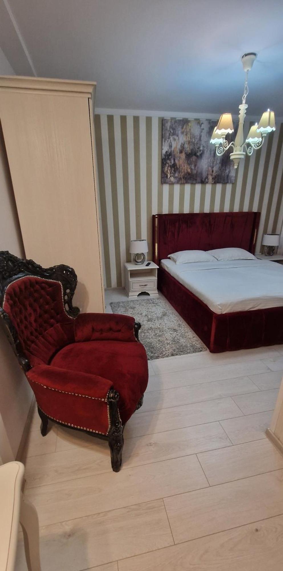 Hotel Jolie Apartments Galaţi Buitenkant foto