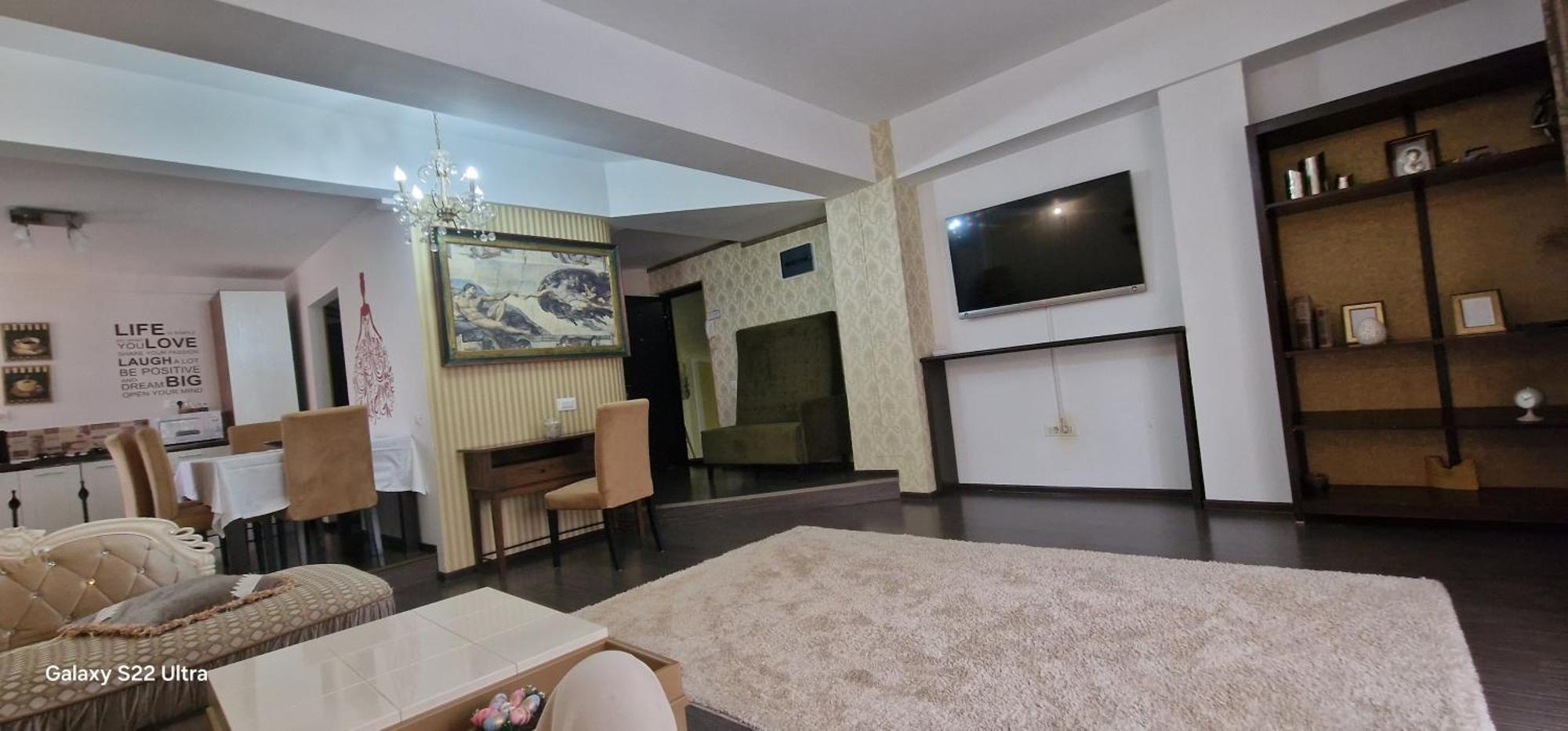 Hotel Jolie Apartments Galaţi Buitenkant foto